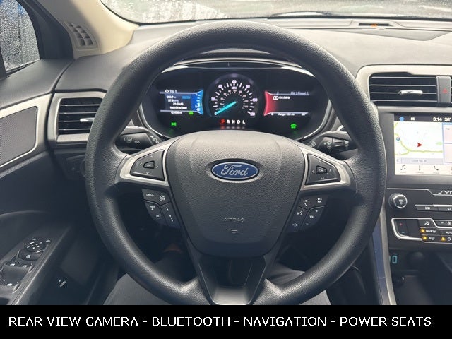 2019 Ford Fusion Hybrid SE 42 MPG