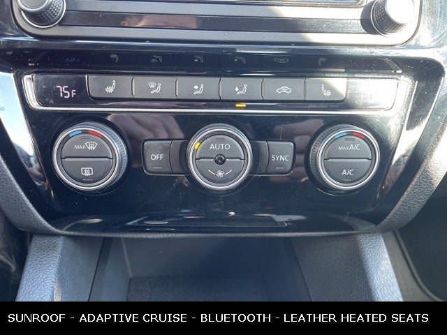 2017 Volkswagen Jetta 1.8T SEL LOCAL TRADE