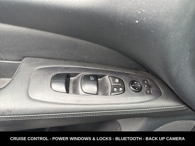 2020 Nissan Pathfinder SV LOCAL TRADE