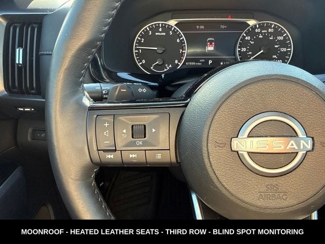 2023 Nissan Pathfinder SL