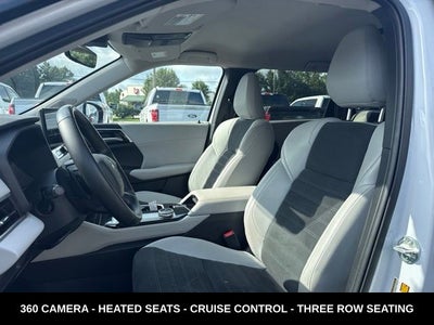 2025 Mitsubishi Outlander SE 3RD ROW