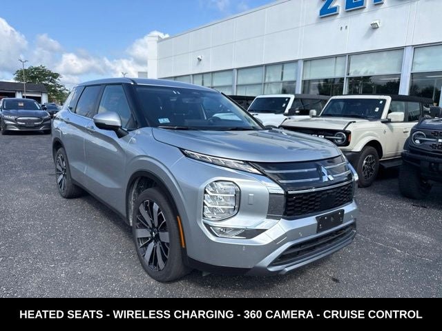 2025 Mitsubishi Outlander SE 3RD ROW