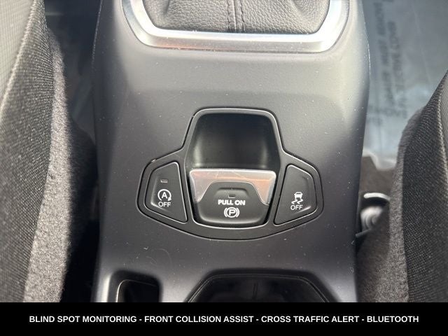 2023 Jeep Renegade Latitude 4WD