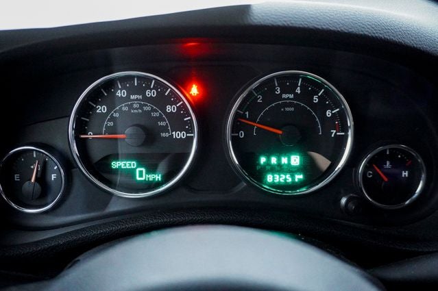 2017 Jeep Wrangler Unlimited Sport Uconnect Voice Command w/Bluetooth & Max Tow Packa