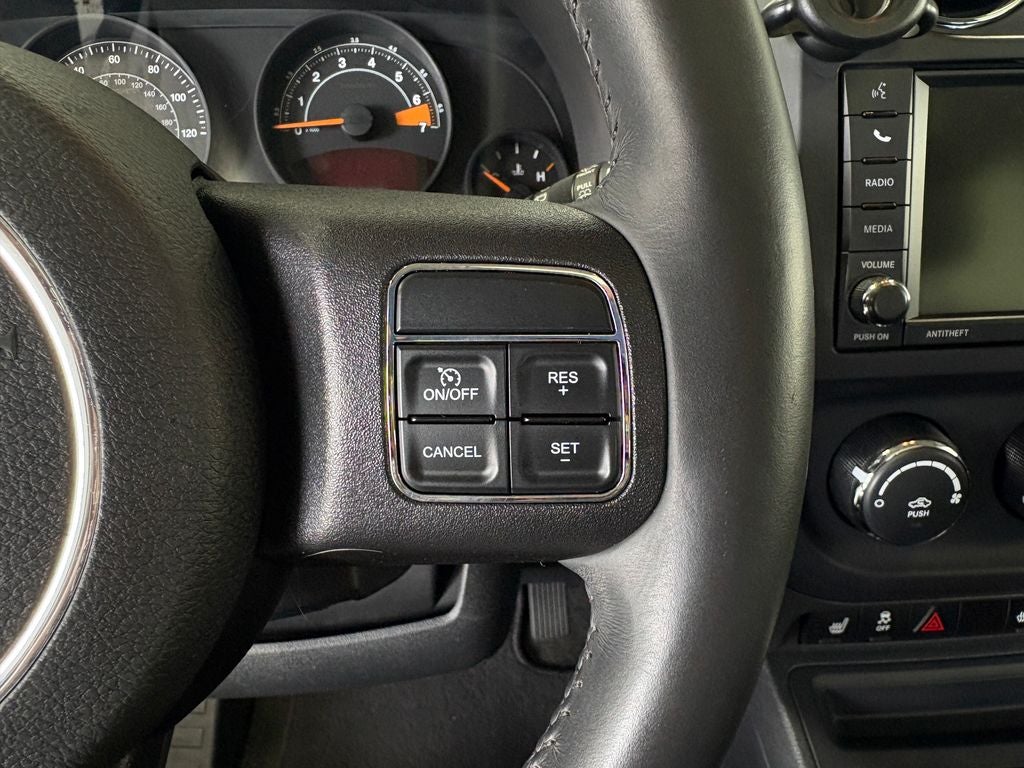 2015 Jeep Patriot High Altitude Power Express Open/Close Sunroof