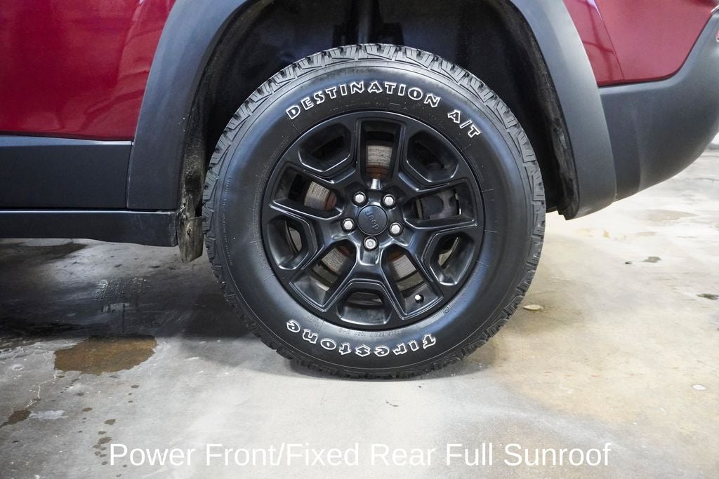 2020 Jeep Cherokee Trailhawk