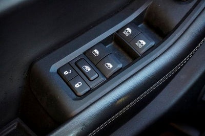 2023 Jeep Grand Cherokee Altitude ParkView Rear Back-Up Camera & Radio: Uconnect 5 w