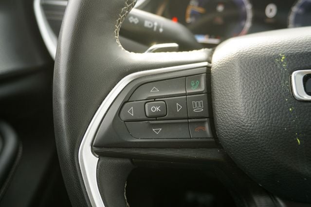 2023 Jeep Grand Cherokee Altitude X Power Sunroof & ParkView Rear Back-Up Camera