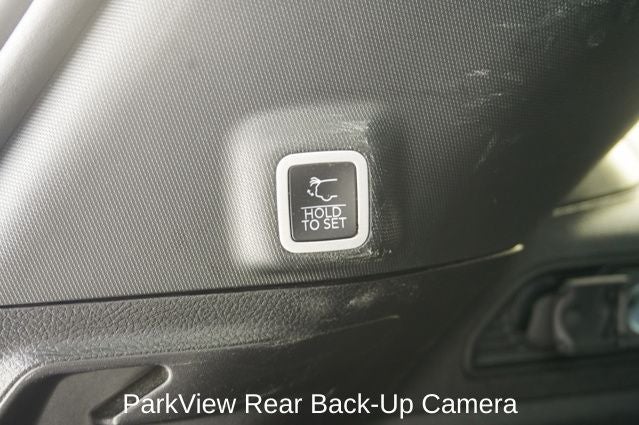 2023 Jeep Grand Cherokee Altitude X Power Sunroof & ParkView Rear Back-Up Camera