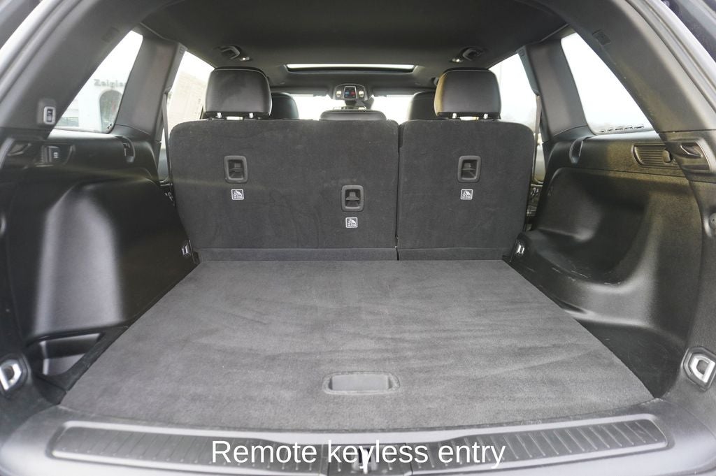 2023 Jeep Grand Cherokee Altitude X Power Sunroof & ParkView Rear Back-Up Camera