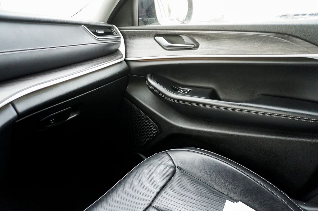 2023 Jeep Grand Cherokee Limited Surround View Camera System & Navigation