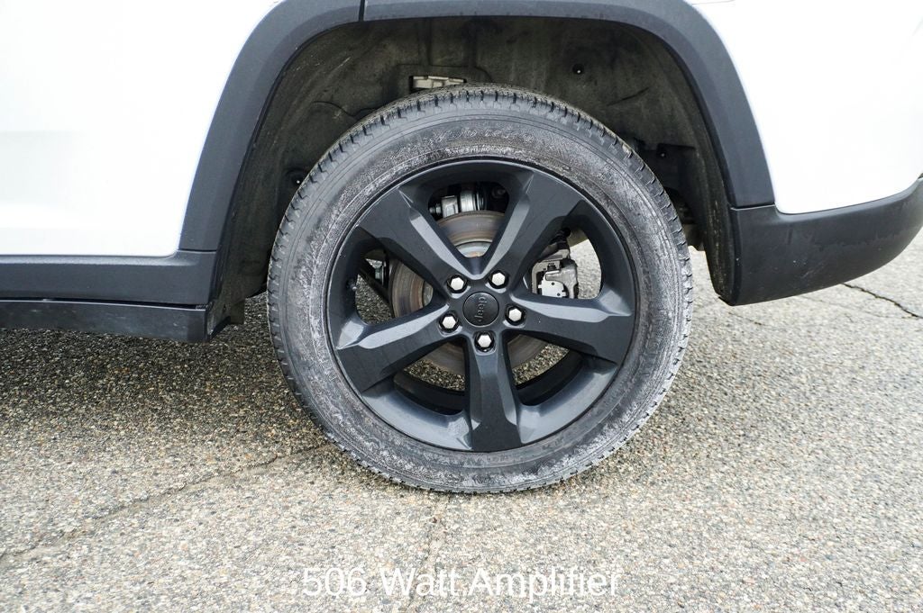 2023 Jeep Grand Cherokee Limited Surround View Camera System & Navigation