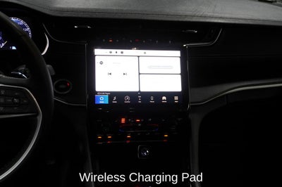 2023 Jeep Grand Cherokee Limited Navigation System & Radio: Uconnect 5 Nav w/10.1"