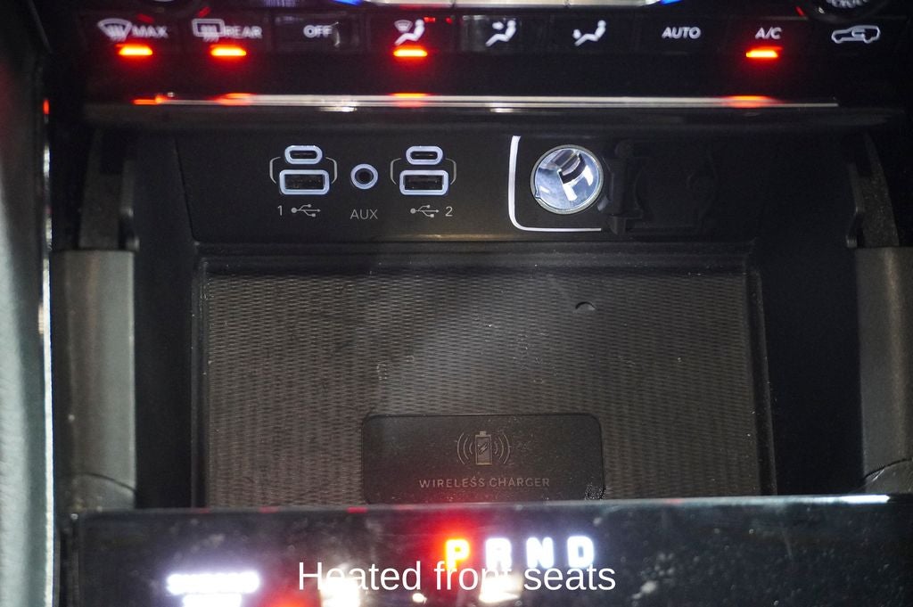 2023 Jeep Grand Cherokee Limited Navigation System & Radio: Uconnect 5 Nav w/10.1"