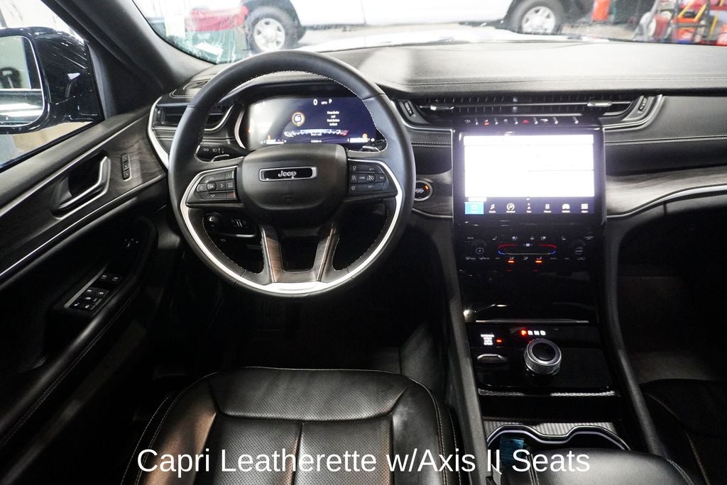 2024 Jeep Grand Cherokee Limited Navigation System & Dual-Pane Panoramic Sunroof