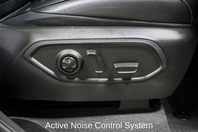 2024 Jeep Grand Cherokee L Limited Navigation System & Dual-Pane Panoramic Sunroof