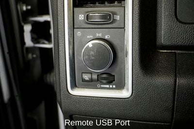 2022 RAM 1500 Classic SLT ParkView Rear Back-Up Camera & Integrated Voice Co