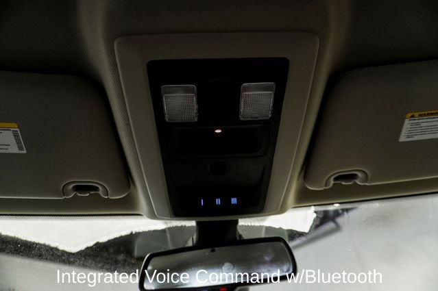 2022 RAM 1500 Classic SLT ParkView Rear Back-Up Camera & Integrated Voice Co