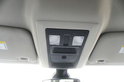 2023 RAM 1500 Classic SLT Apple CarPlay & ParkView Rear Back-Up Camera