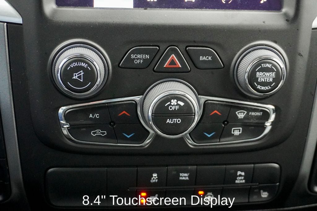 2022 RAM 1500 Classic SLT ParkView Rear Back-Up Camera &Integrated Voice Com