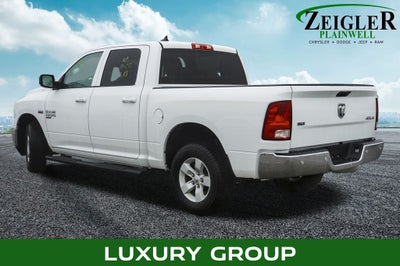 2022 RAM 1500 Classic SLT ParkView Rear Back-Up Camera &Integrated Voice Com