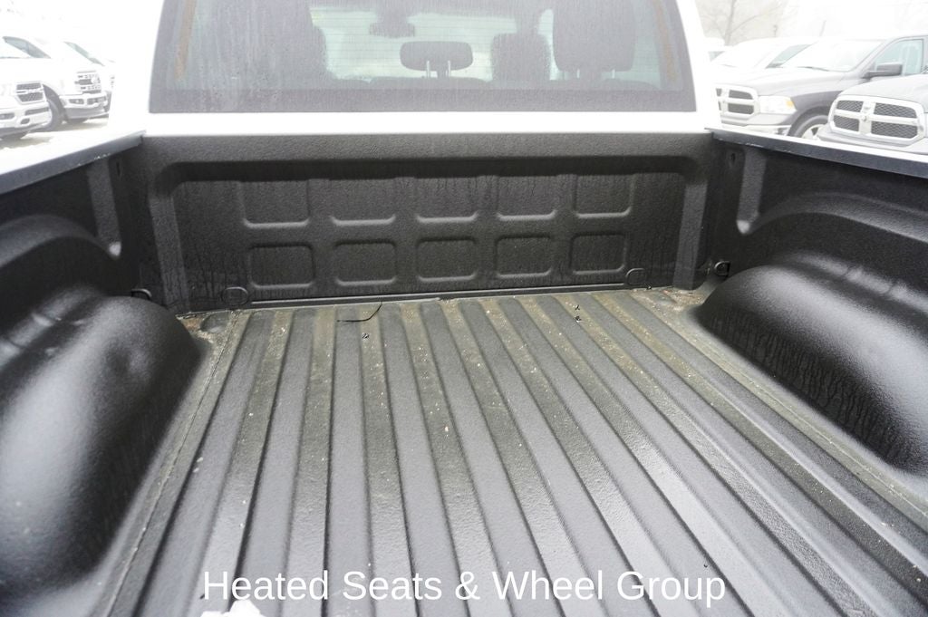 2022 RAM 1500 Classic SLT ParkView Rear Back-Up Camera &Integrated Voice Com