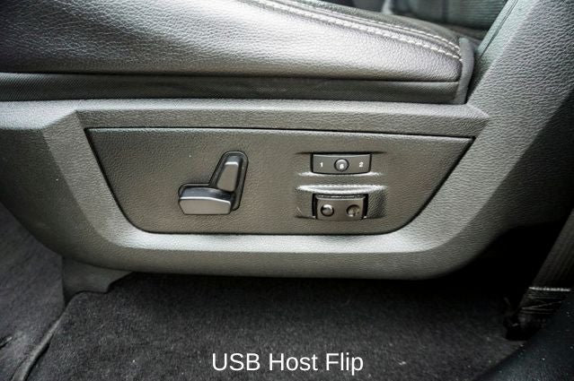 2018 RAM 1500 Laramie Navigation System & Power Sunroof