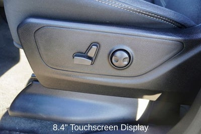 2022 RAM 1500 Big Horn/Lone Star Navigation System & ParkView Rear Back-Up Camera