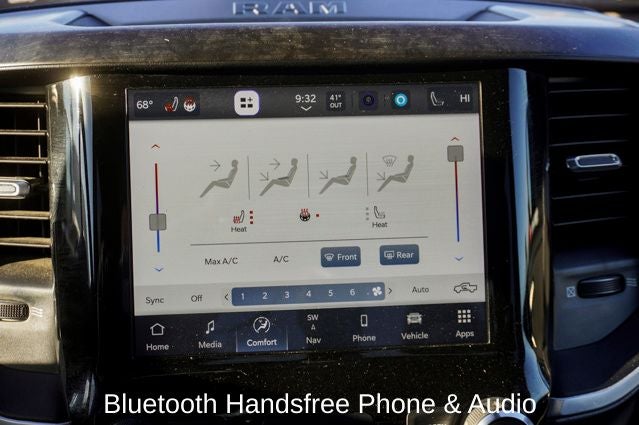 2022 RAM 1500 Big Horn/Lone Star Navigation System & ParkView Rear Back-Up Camera