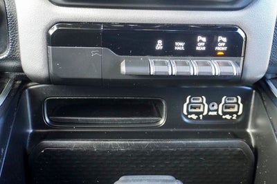 2020 RAM 1500 Big Horn/Lone Star Night Edition with 8.4" Touchscreen Display