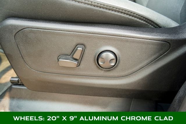 2022 RAM 1500 Big Horn/Lone Star ParkView Rear Back-Up Camera Apple CarPlay