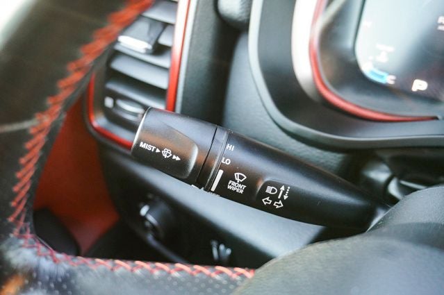 2023 RAM 1500 Rebel 12" Touchscreen Display Apple CarPlay/Android Auto