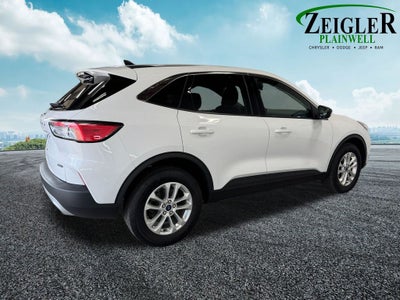 2022 Ford Escape Hybrid SE