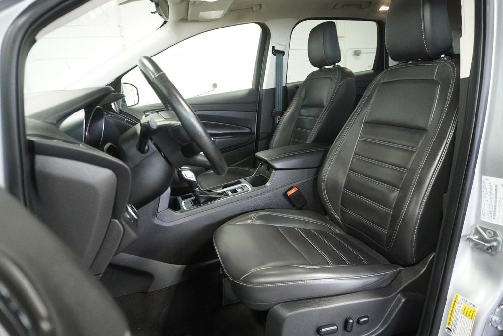 2019 Ford Escape SEL Panoramic Vista Roof