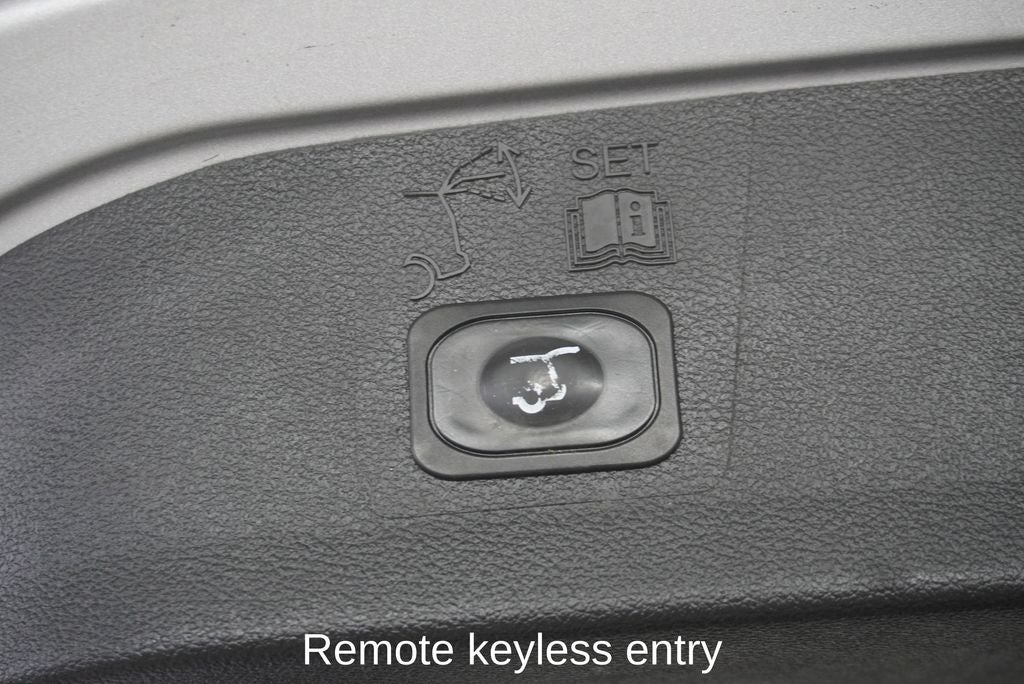 2019 Ford Escape SEL Panoramic Vista Roof