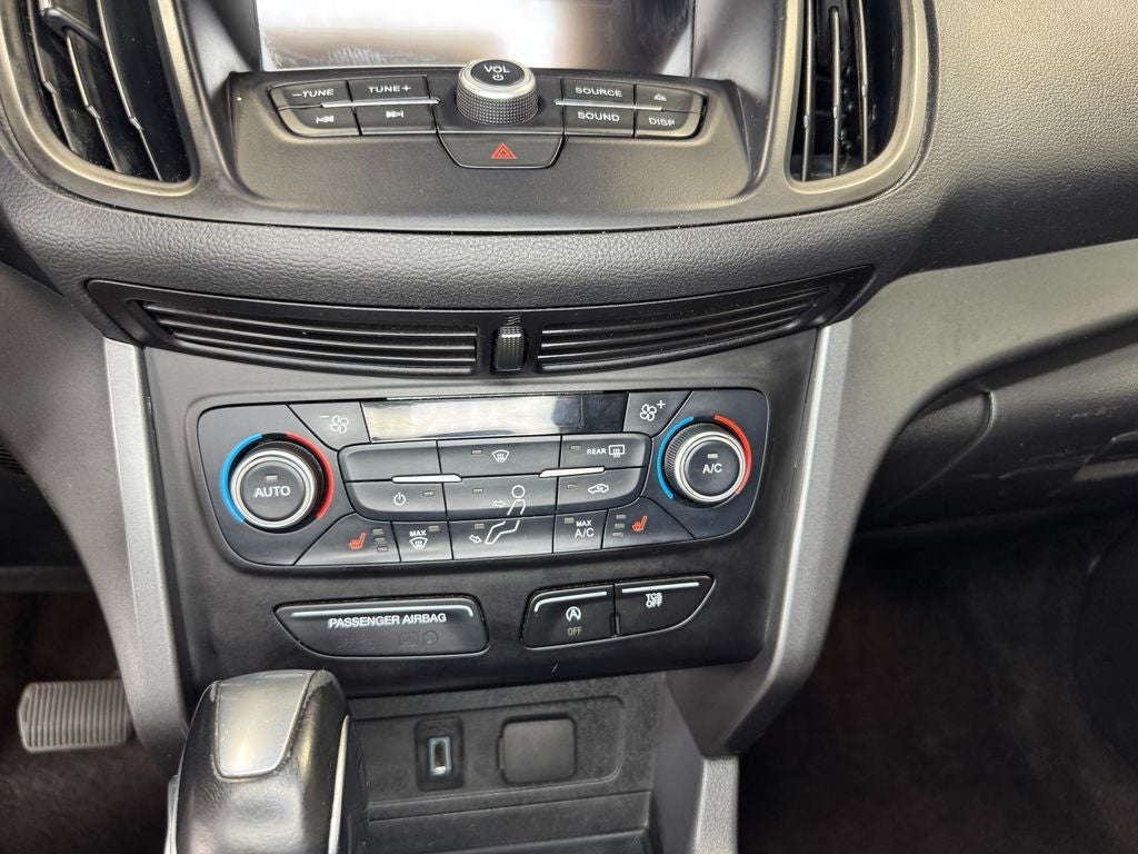 2018 Ford Escape SEL Heated Leather-Trimmed Front Seats