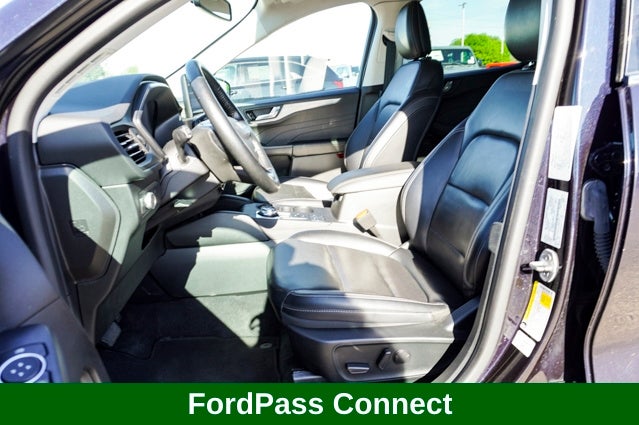 2021 Ford Escape Titanium Sync 3 communications and entertainment system Nav