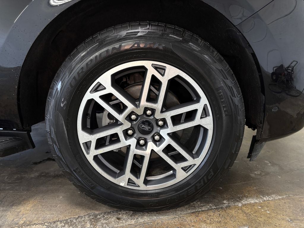 2025 Ford Expedition Active Navigation System