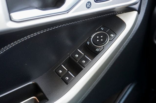 2022 Ford Explorer Limited Twin Panel Moonroof & Navigation System