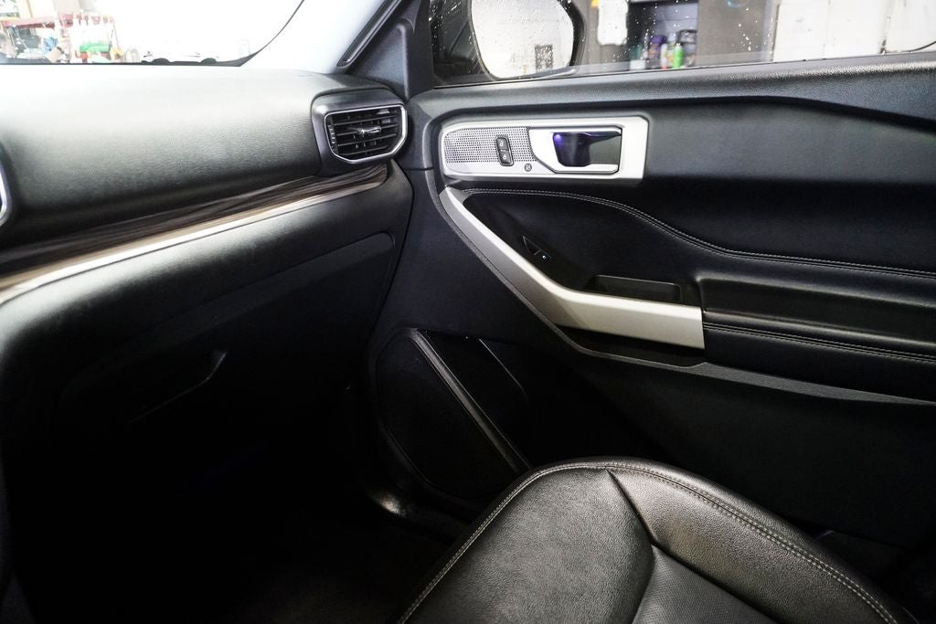 2022 Ford Explorer Limited Twin Panel Moonroof & Navigation System