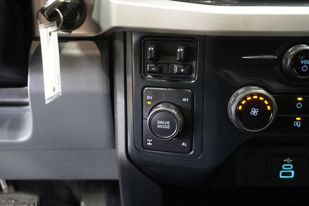 2023 Ford F-250SD XLT Exterior Parking Camera Rear