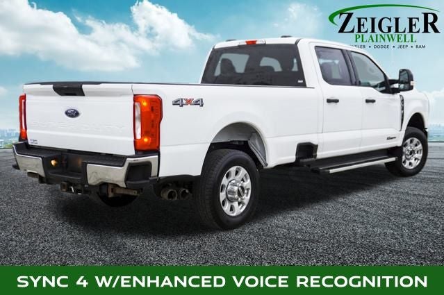 2023 Ford F-350SD XLT 5th Wheel/Gooseneck Hitch Prep Package