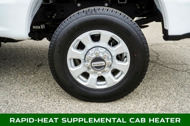 2023 Ford F-350SD XLT 5th Wheel/Gooseneck Hitch Prep Package