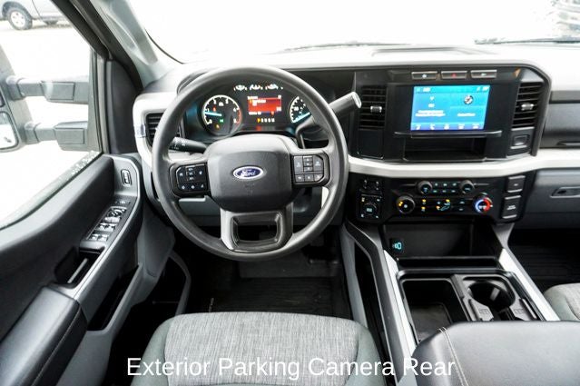 2023 Ford F-350SD XLT 5th Wheel/Gooseneck Hitch Prep Package