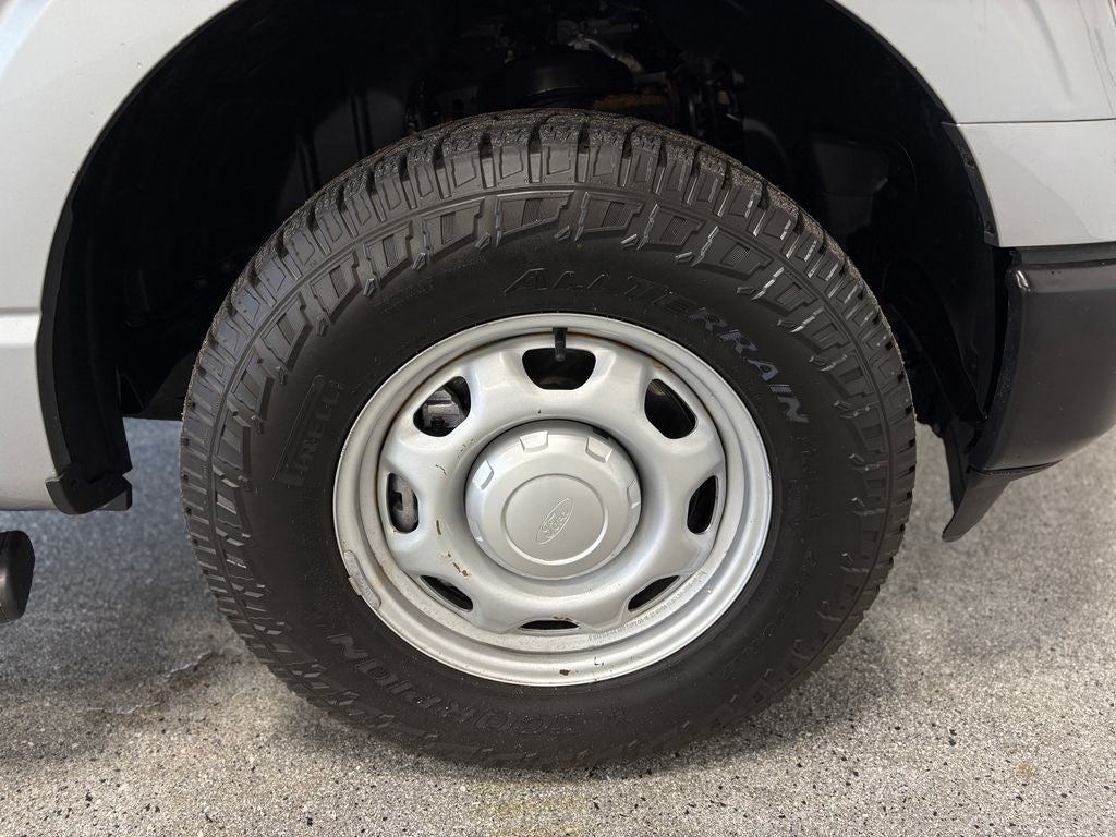 2021 Ford F-150 XL Paint Match Bed Cap-