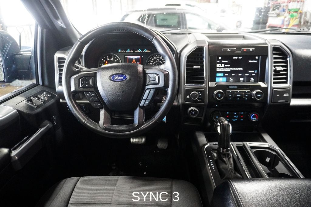 2017 Ford F-150 XLT Rear View Camera w/Dynamic Hitch Assist