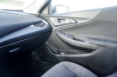 2022 Chevrolet Malibu LS 1FL