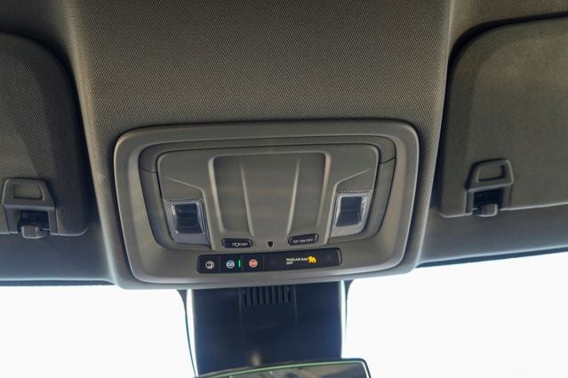 2025 Chevrolet Silverado 1500 LT Navigation System & Apple CarPlay/Android Auto