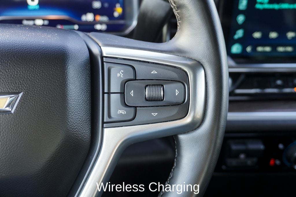 2025 Chevrolet Silverado 1500 LT 12.3" Multicolor Reconfigurable Digital Display &