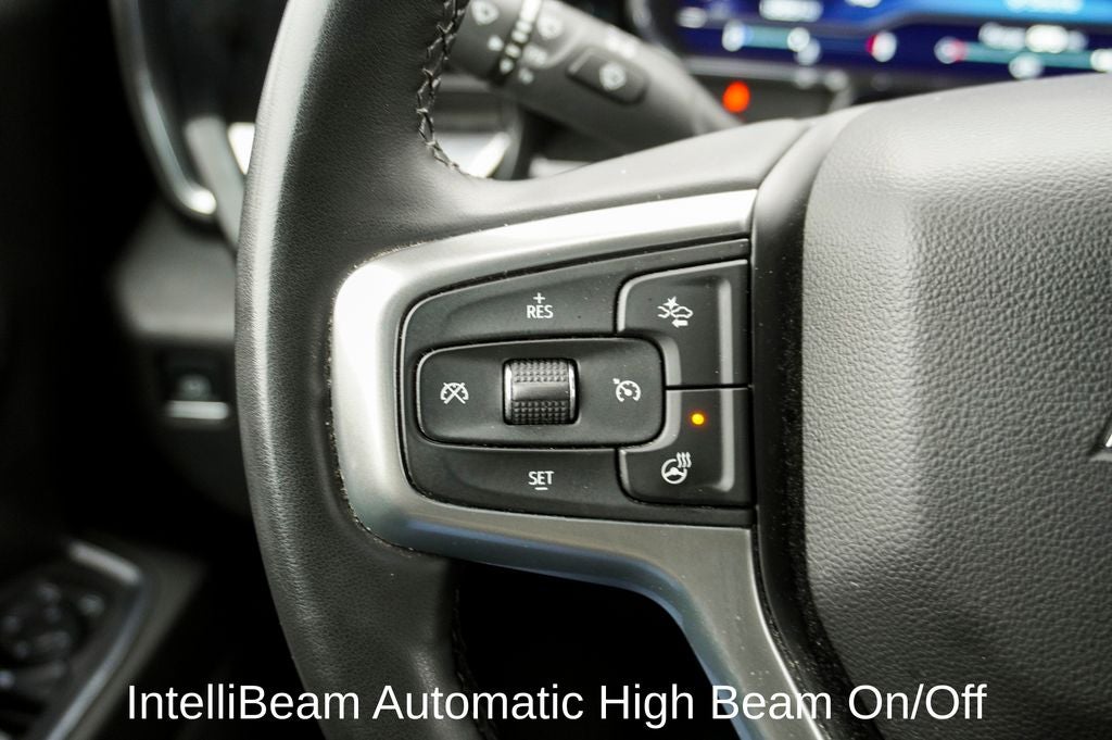 2025 Chevrolet Silverado 1500 LT 12.3" Multicolor Reconfigurable Digital Display &